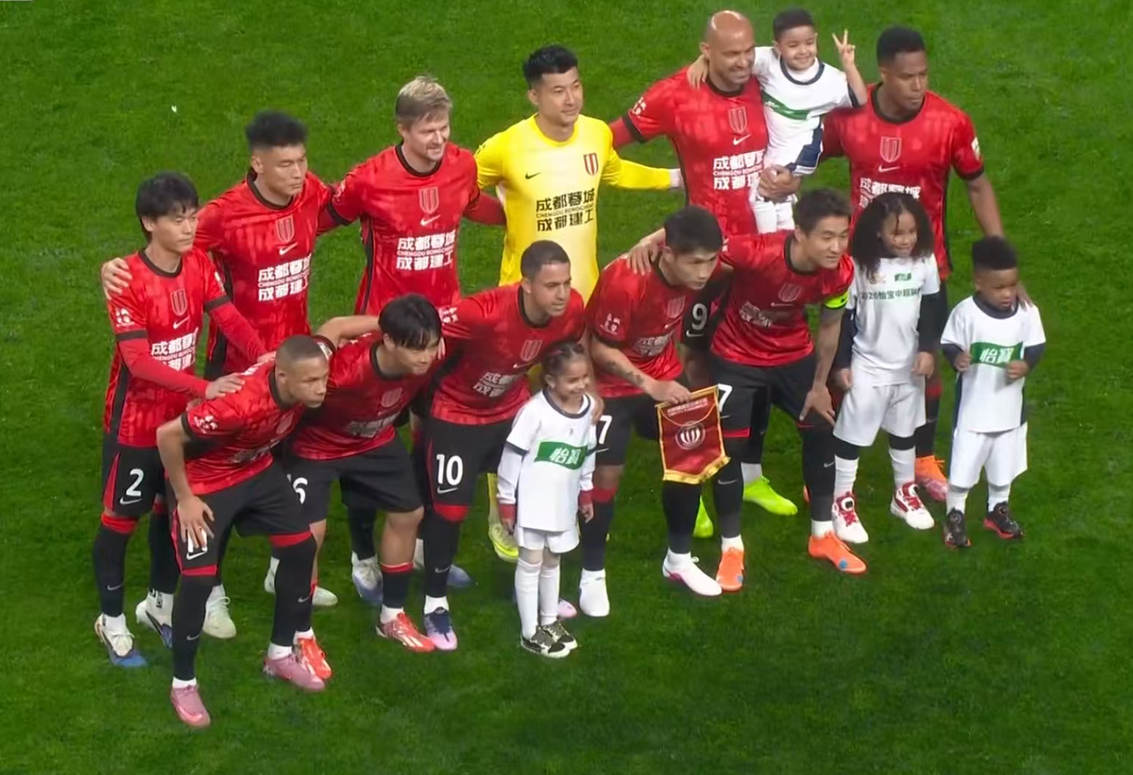 开云平台-中超3队喜提2连胜，4队全败！李昊11次扑救尽力了，郑智帅位动摇